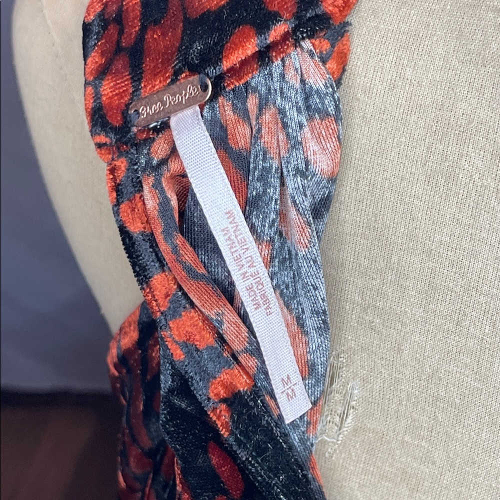 Free People Black and Rusty Orange Velvet Sleeveless Top - Picture 9 of 9